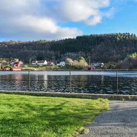 Beautiful In With 3 Bedrooms And Wifi * Farsund
